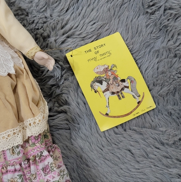 Vintage 1983 Penny Thistle Ceramic Doll - Picture 5 of 7